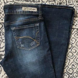 Women’s bootcut Refuge jeans